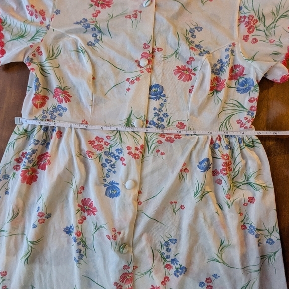 Vintage Cottagecorw nightgown robe dress with floral and feminine - Picture 4 of 7